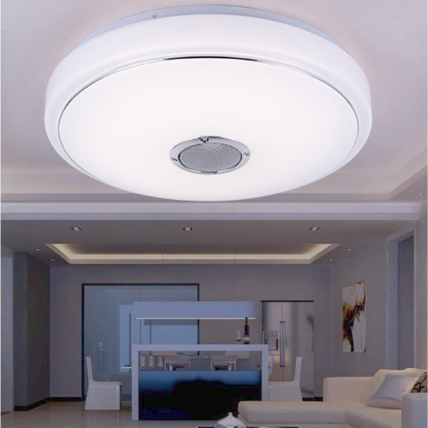 RGB LED-taklampe, dimbar med fjernkontroll og Bluetooth-app