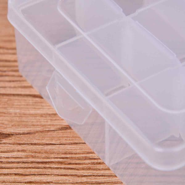 Plastic Box with Movable Compartments, Transparent Storage Box Offers Adjustable Solutions for Versatile Use, Non-Toxic and Portable