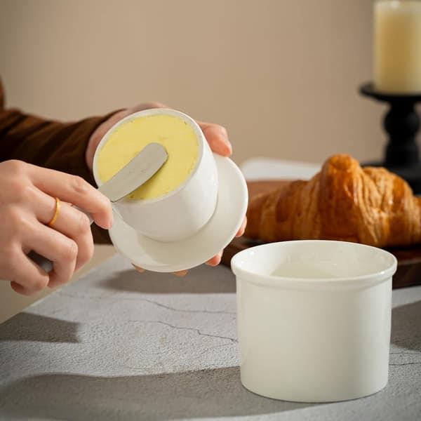 Ceramic Butter Dish - With Lid - White - For Spreadable Butter - Butter Box