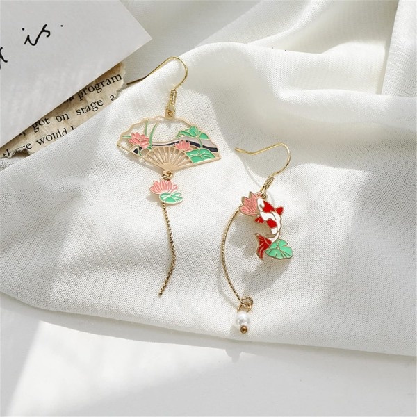 Asymmetriska Fläktörhängen Sektor Drop Earrings Små Fläkt Dingle Örhängen Söta Retro Etniska Pretty Stud örhängen
