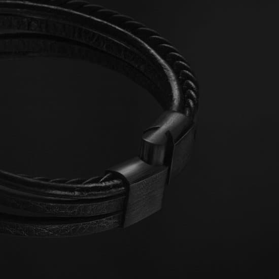 SERASAR Flettet læderarmbånd til mænd, ægte læder-manchetarmbånd med magnetisk lås i rustfrit stål, sort 23 cm, gave til ham