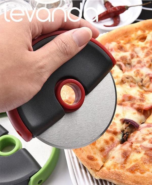 Ylellinen pizzaleikkuri, pizzarulla, pizzaveitsi - pizzaleikkuri, rullaveitsileikkuri