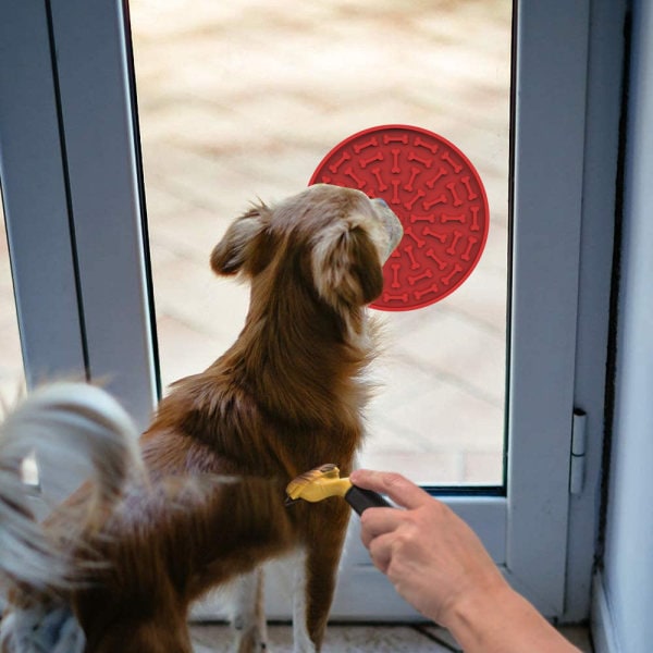 Koira hidasti vapauttavat tyynyt Hund Slick Pads Jordnötssmör Slick Pads lemmikkieläinten kylpyyn, trimmaukseen ja koiran koulutukseen - Punainen