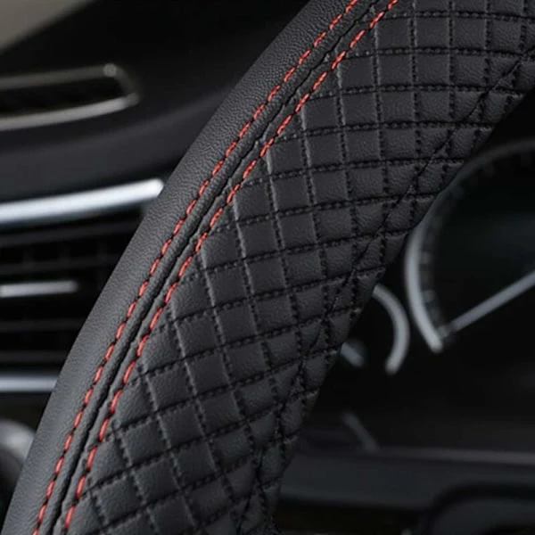 Bilrattskydd, Läderrattskydd 37-39CM, Halkfritt, Andningsbart, Kolfiber, Professionellt Elastiskt Universellt Rattskydd – Svart & Röd