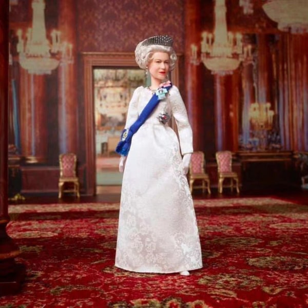 Queen Elizabeth Platinum Jubilee Docka Barbie Collector Dekoration leksak prydnad