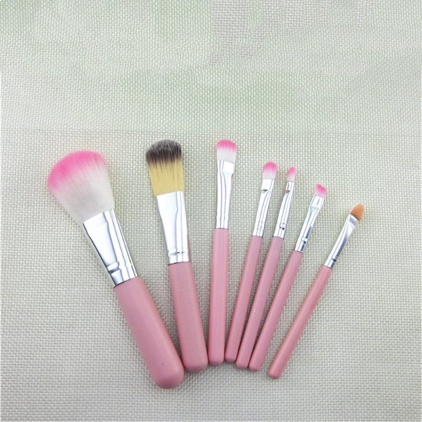 7 stk. børnemakeupbørster, sæt med etui, pink