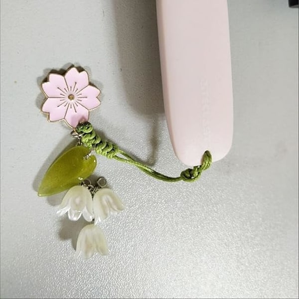 Blommor Mobiltelefonberlock, Mobiltelefonremmar, Blomsterhänge Berlock Telefon Snodd Rem Berlocker Söt Ficknyckelring Hängande Rem Dekor (Lila)