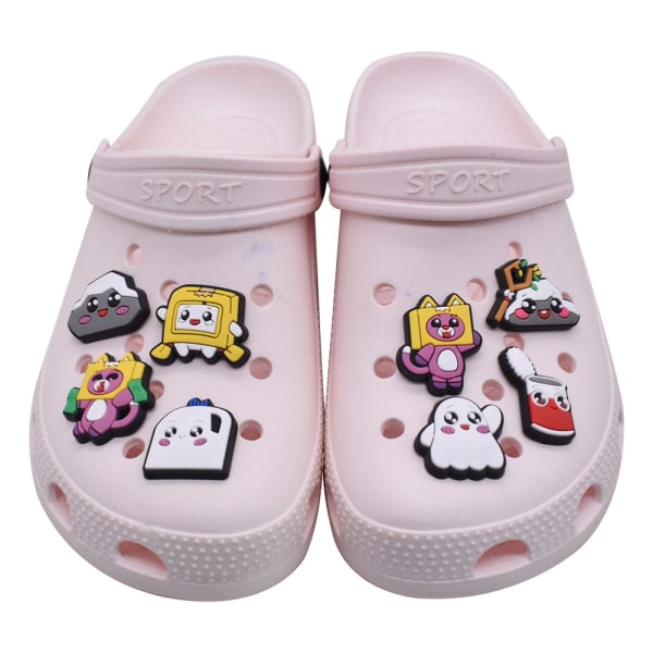 16 st tecknade Danboard Croc-skoberlocker för Clog-sandaler skor dekoration