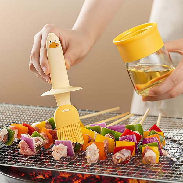 Oljedispenserflaska med integrerad silikonborste, 2-pack, glas, 130 ml / 6 oz, för matlagning, grillning, bakning och sallader