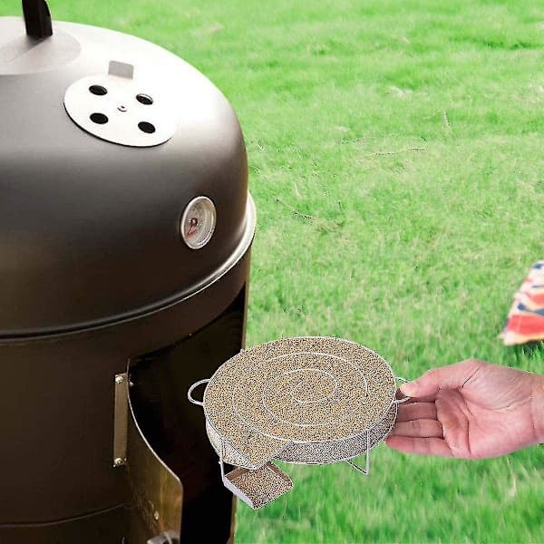 Koldrøgsgenerator til rygning af fisk og kød med børste til grillrengøring