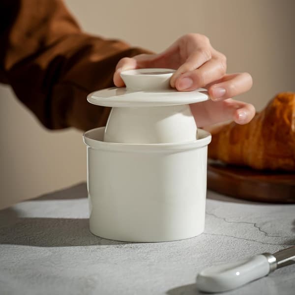 Ceramic Butter Dish - With Lid - White - For Spreadable Butter - Butter Box