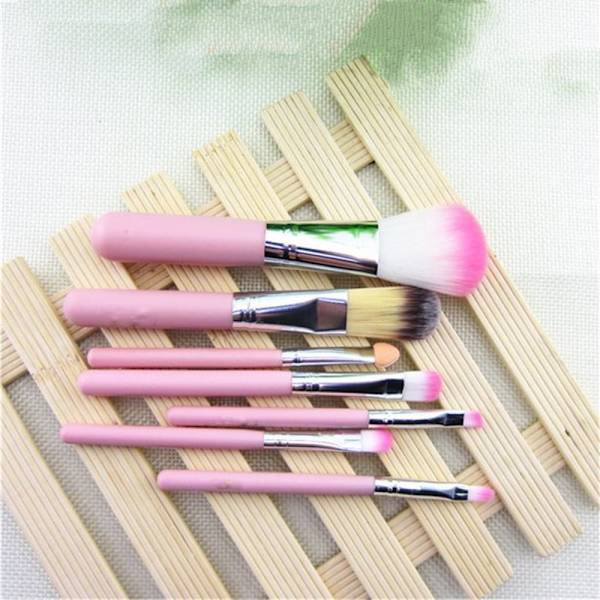 7 stk. børnemakeupbørster, sæt med etui, pink