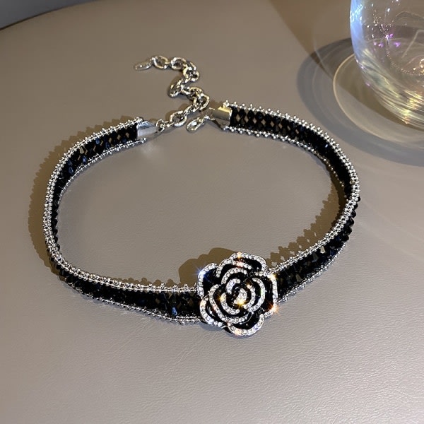 CDQ Temperament svart kristallrosa blomma halsband, modedesign stil kort nyckelben kedja halsband, halsband