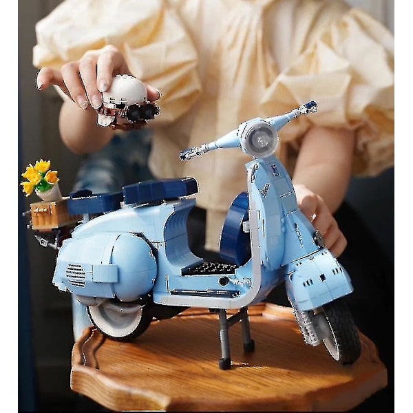 Roman Holida Vespa 125 Moc 10298 Kuuluisa moottoripyörä City Moto kokoonpanokivet high-end
