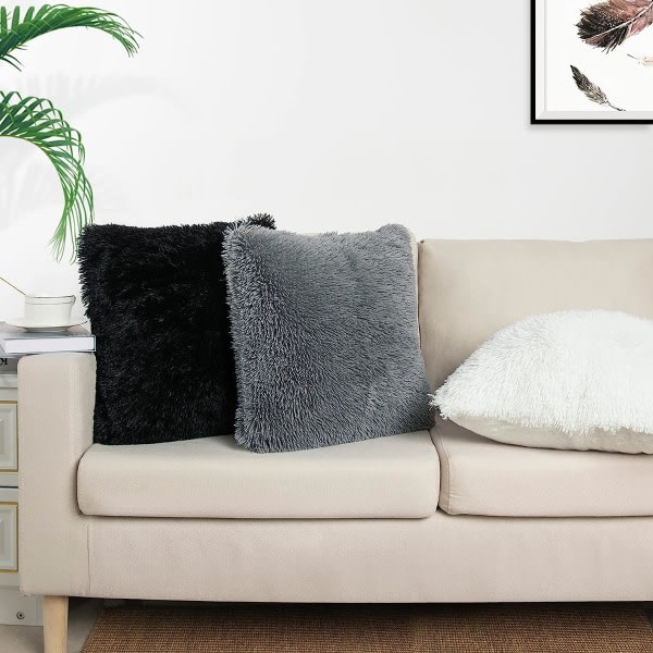 Set med 2 örngott 18x18, svart fluffigt örngott, lyxigt fyrkantigt sofffodral i fuskpäls, soffa, vardagsrum, sovrum, utan örngott