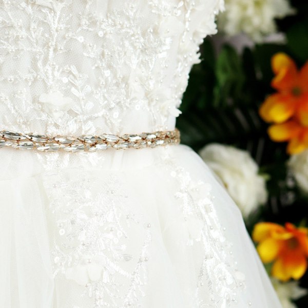 Kædebelagt brudekjole sølv rhinestone sash