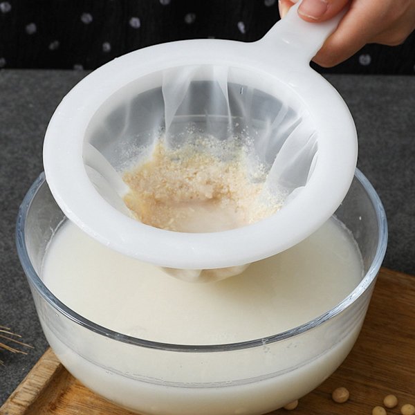 Kitchen Sieve - Kitchen Strainer - Plastic Strainer - Kitchen Accessory - Small - Food Mill - with - Handle - Fine Mesh - Sieve