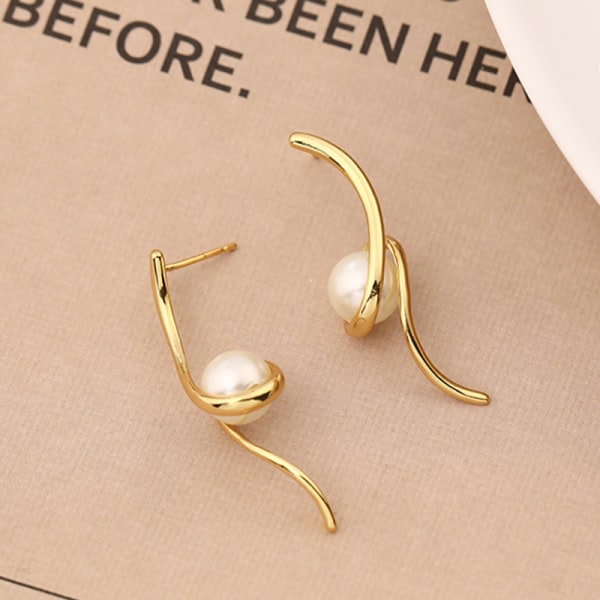 Lätt och lyxig stil, små pärlörhängen, enkla linjer, pendlande höstörhängen, hög kvalitet, koreanska örhängen CDQ