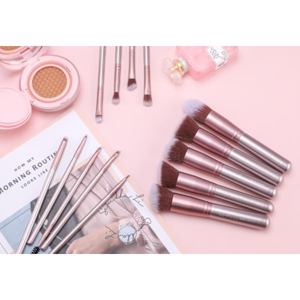 BS02 - BS-MALL 14 stk. eksklusive Make-up / makeupbørster af bedste kvalitet 150