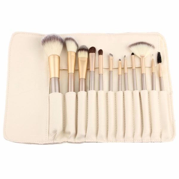 Ammattimainen Kabuki-meikkisiveltimet setti valkoisella kermanvärisellä kotelolla | 12 osaa Cosmetics Foundation Brush Kit