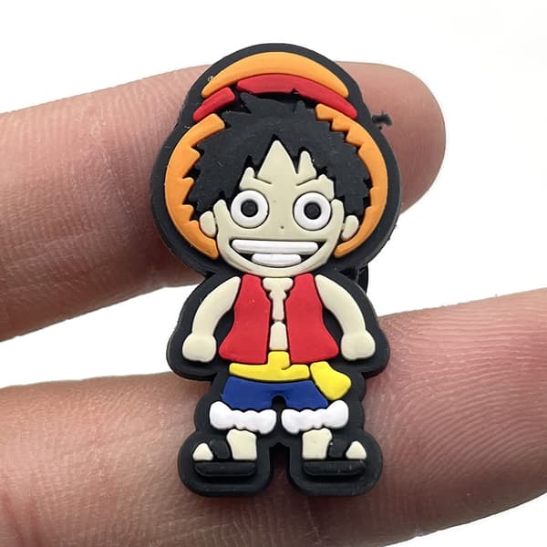 12 st tecknade anime One Piece Croc-skoprydnader för dekoration av träskor och sandaler
