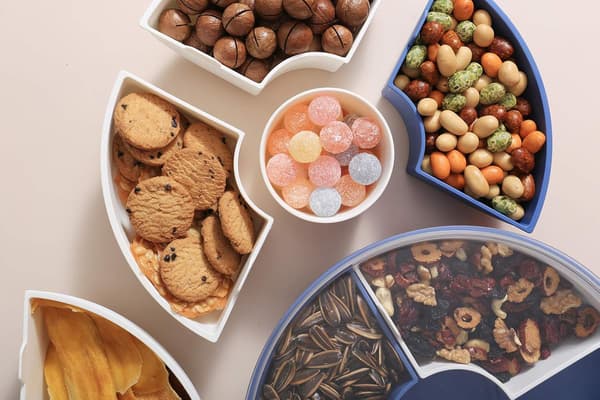 Reusable Snack Container with Portion Control Snack Tray, Non-Slip Silicone Bottom and Handle for Easy Transport