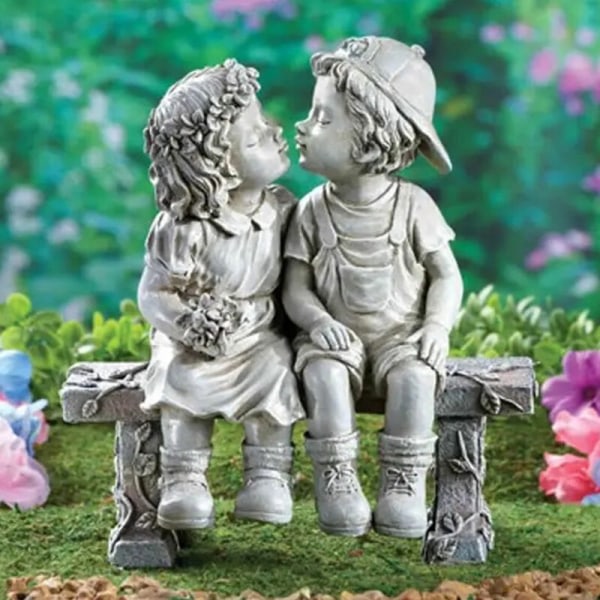 Havefigur, - Omfavner have skulpturer og statuer, have dekoration, havekunst, havefigurer udendørs,