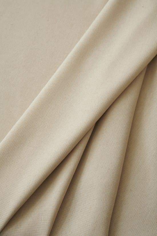 100 % mörkläggningsgardiner med veckband, 5-lagers termiskt isolerade polyestergardiner för sovrum, vardagsrum, kontor, beige, 150 x 250 cm, 1 panel