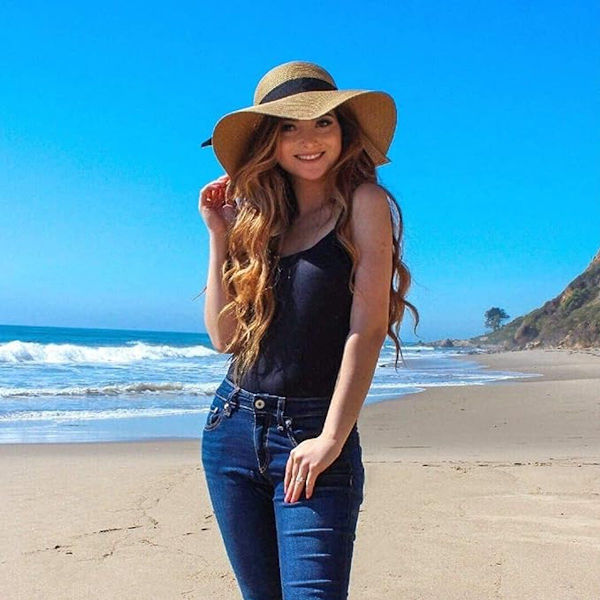 Women's Sun Hat - Off-white - Beach Style Straw Hat - UV Protective Straw Hat - Adjustable and Foldable Hat