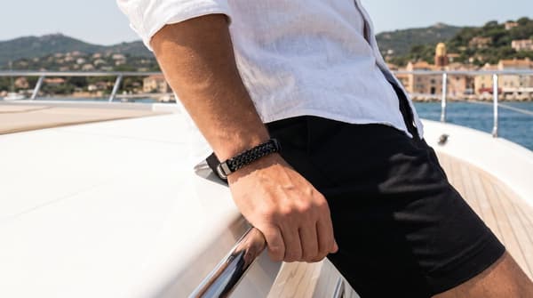 Mauro Vinci Hera læderarmbånd til mænd, ægte sort læder og rustfrit stål, justerbart fra 19 cm til 21,5 cm, gaveæske inkluderet