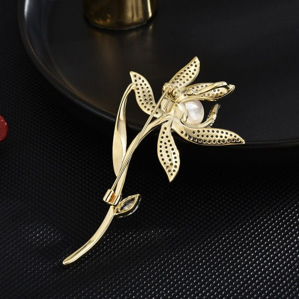 Moderiktigt lyx narcissus corsage koppar mikro inläggningar växt brosch dam kläder accessoarer zdq