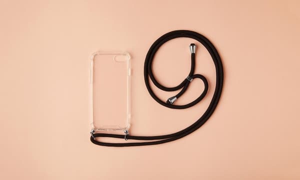 Mobilskal med snodd iPhone 11 PRO MAX - Svart snodd - Air Cushion Protection
