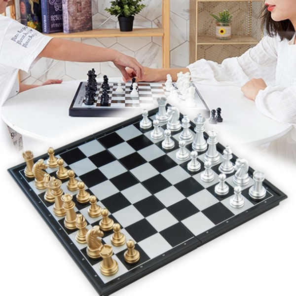 1 sæt Medeltida schack Magnetbräda Intellektuel udvikling Gyllene Silver Farve Vikbart Internationalt schackbrädespel for familie null ingen