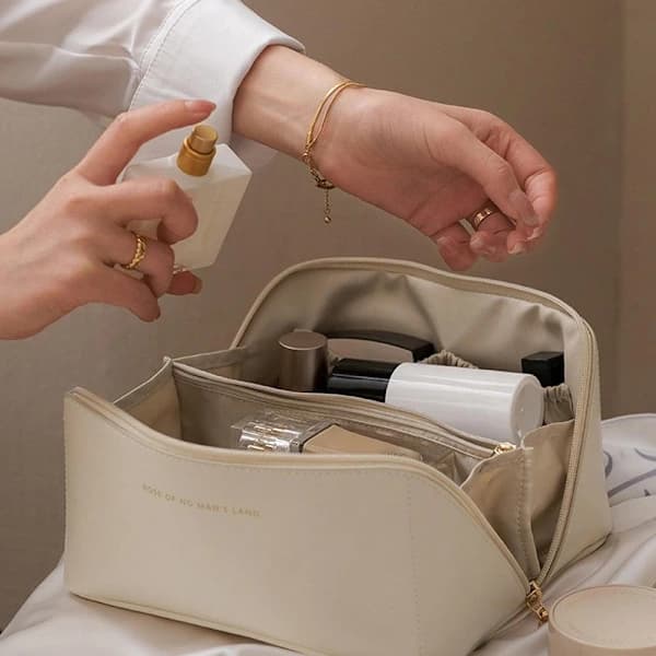 Makeuptaske / Toilettaske / Makeupopbevaring - Taske til Makeup Beige
