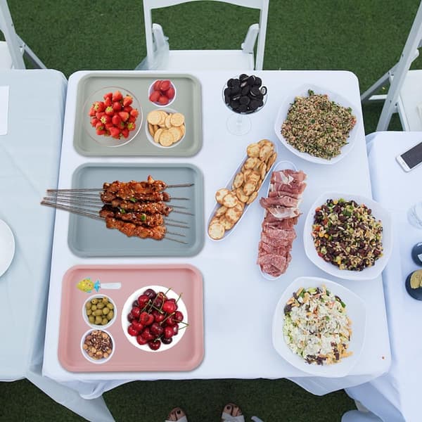 Four rectangular trays, useful as food trays or decorative trays. Non-slip, reusable - Dimensions: 25 x 18 x 1.6 cm
