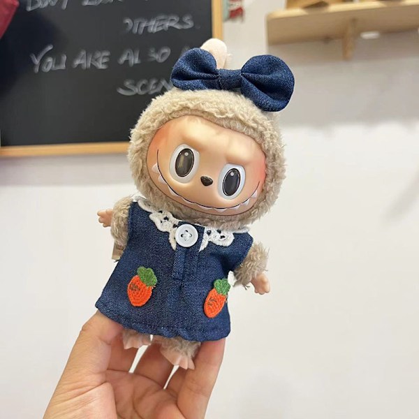 Kaksi porkkananväristä denimhametta, (vain vaatteet) 17 cm riipus sokkolaatikko macaron Labubu Labubu Time to chill -nukenvaatteet