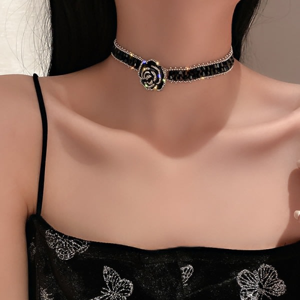 CDQ Temperament svart kristallrosa blomma halsband, modedesign stil kort nyckelben kedja halsband, halsband