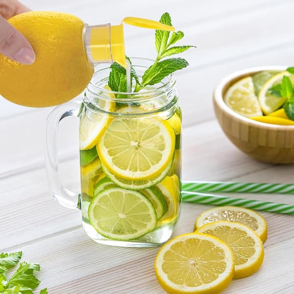 Citrus Juicer - 2 Pieces - Manual - Juice Press - Orange Juicer - Lemon Squeezer - Kitchen Utensils - Multifunctional - Practical