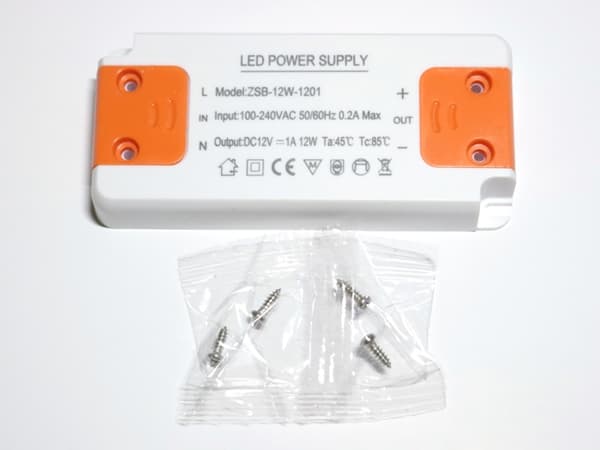 LED Driver 12 W Transformator  220 V AC ---> 12 V DC