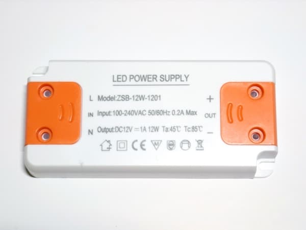 LED Driver 12 W Transformator  220 V AC ---> 12 V DC