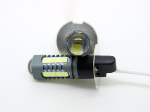 H3 Dimljus 500 lumen LED 6000K med 18st 3030 SMD chip,  2-pack Silvergrå