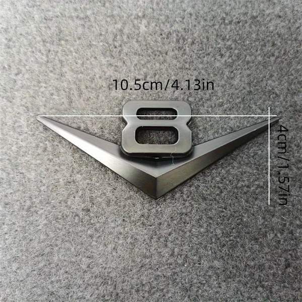 Emblem V8 krom 10,5 x 4 cm 1st