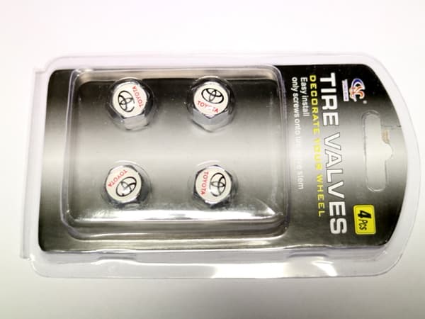 Ventilhattar Toyota 4-pack, styling, fint set Krom