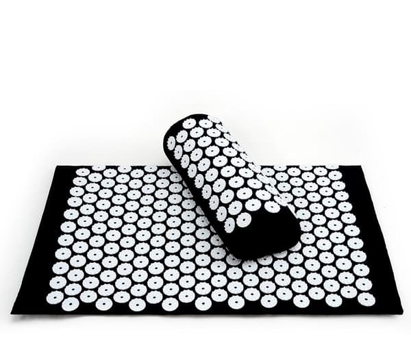 Spikemåtte + Spikepude for øget velvære - Spikepillow Sort