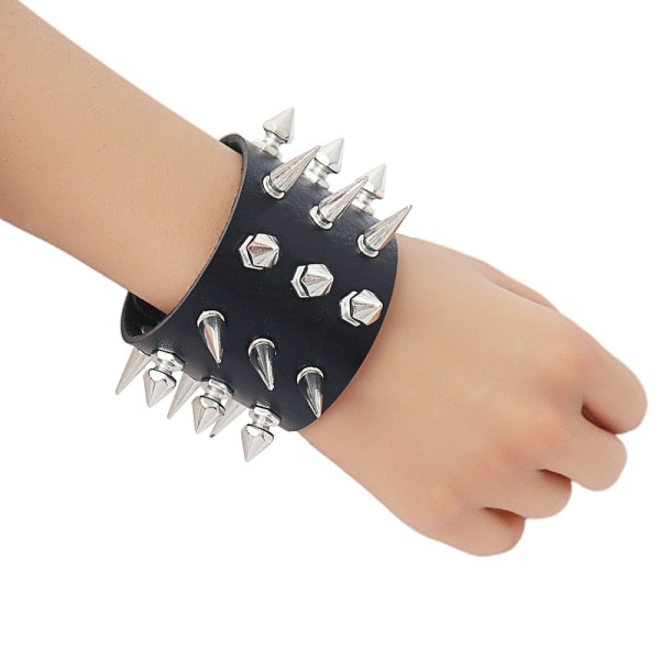 PU-lær Choker Armbånd Legering Punk Gotisk Choker Halskjede med Nagler Blandet Justerbar