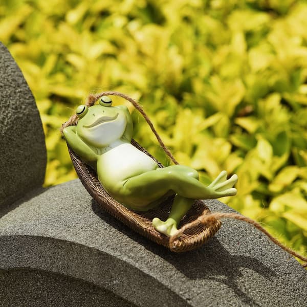 Rolig hängmatta, gunga, groda, älvträd, sovande skulptur, galge