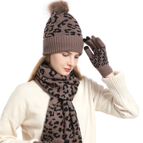 Leopard Beanie Hat Scarf Touch Screen Gloves Set med Pom for Wo