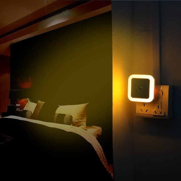 6 stk. Plug-in LED-natlamper med smart lyssensor, 0,5 W Ni