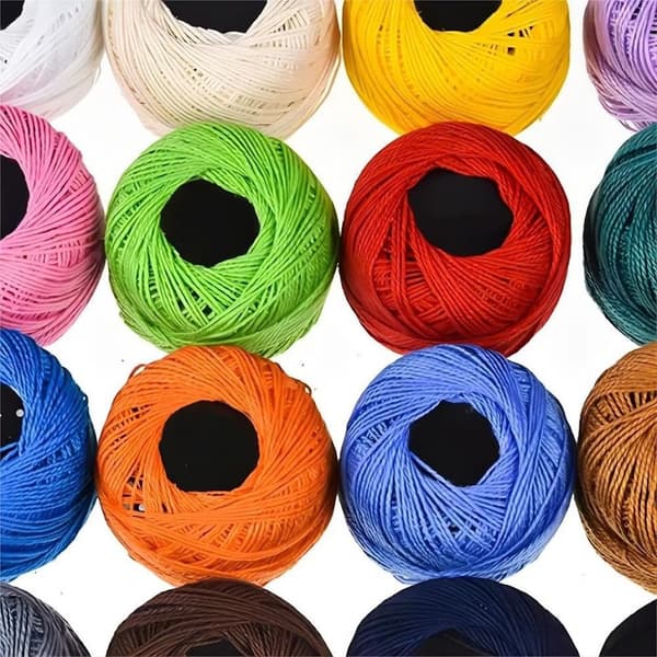 16 rullar regnbågsfärgad DIY korsstygnsgarn