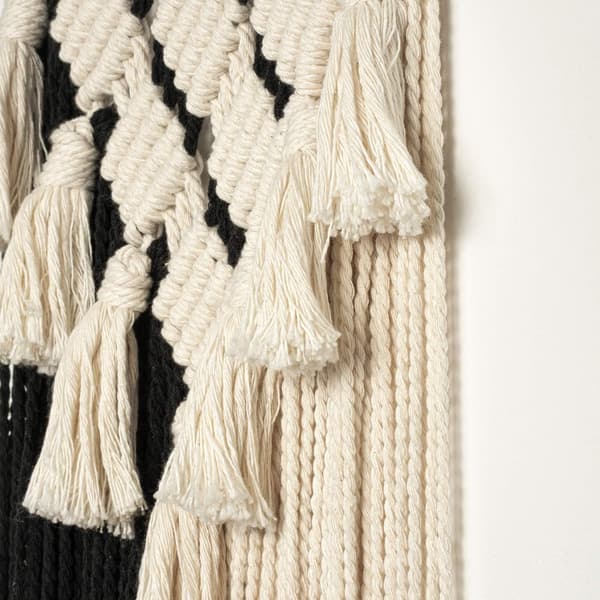 Macrame väggbonad, svartvit väggkonst, liten vävd boho